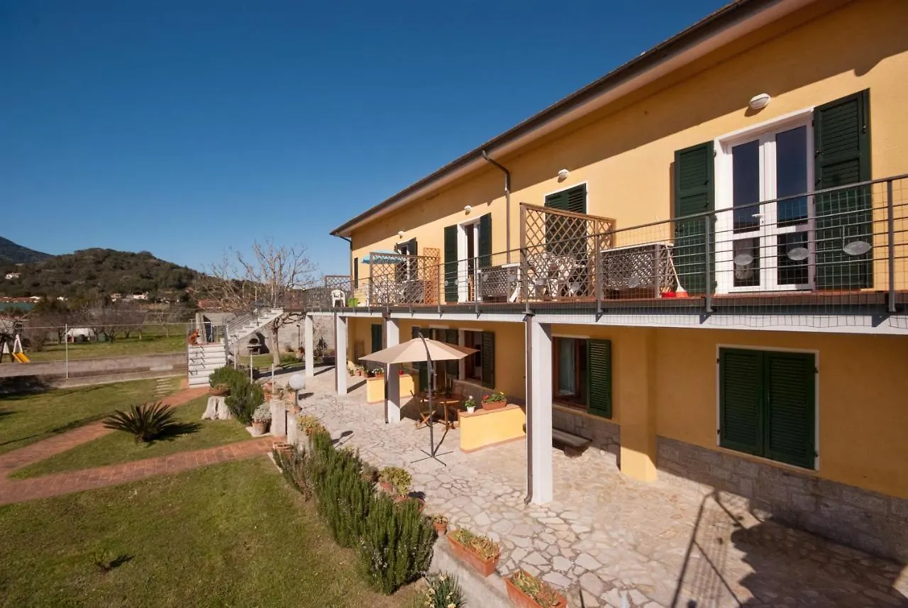 Aparthotel Appartamenti Gli Olmi Marina di Campo