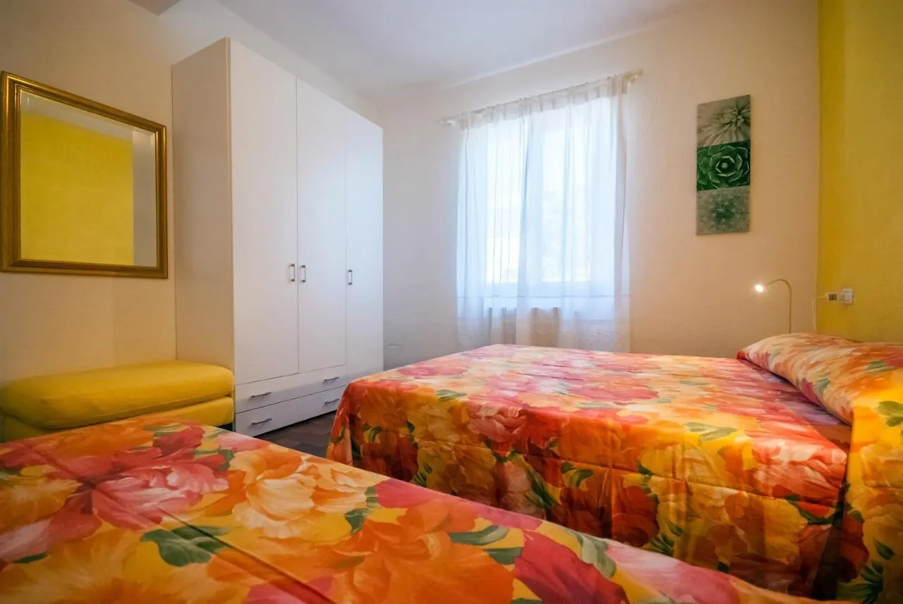 Aparthotel Appartamenti Gli Olmi Marina di Campo