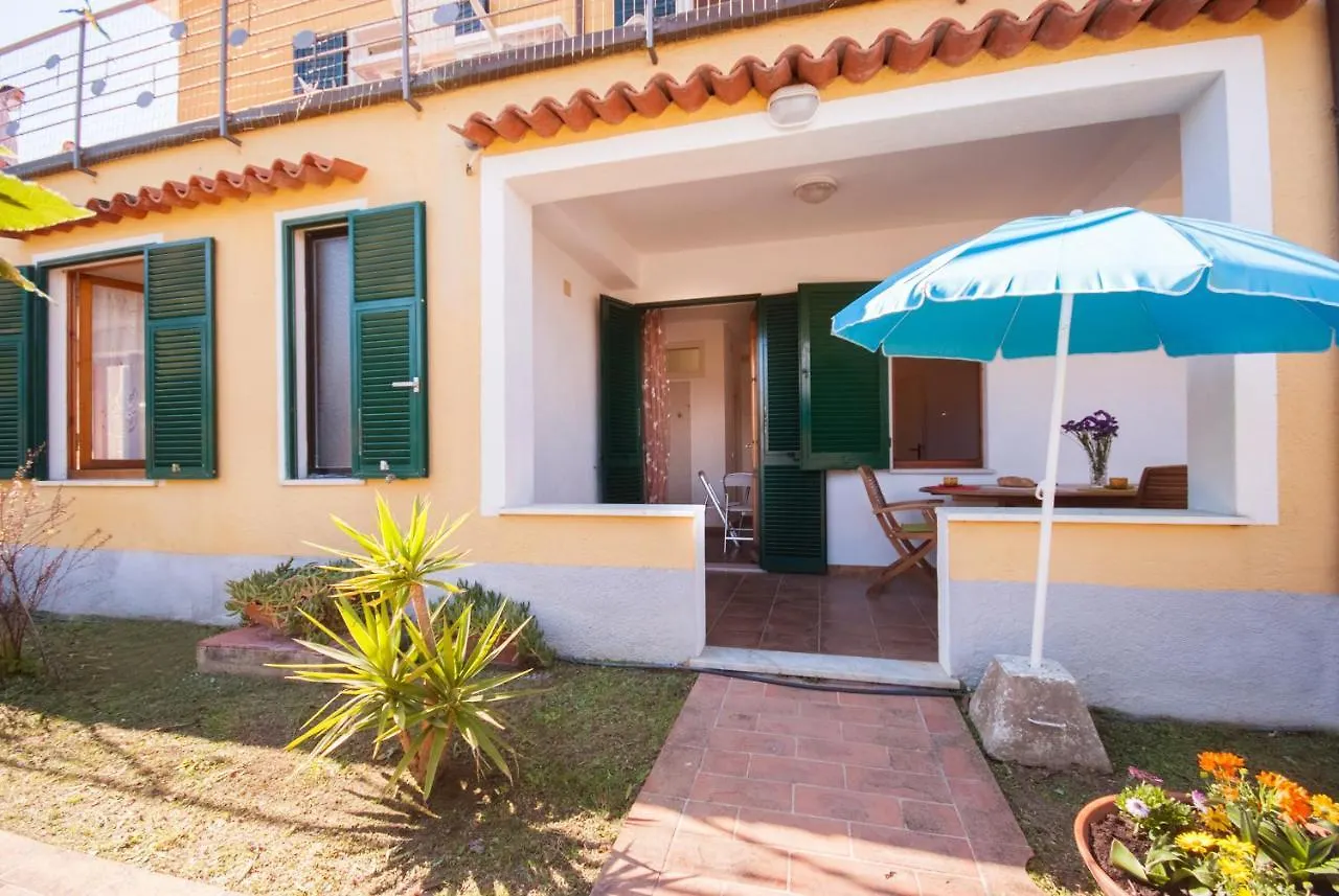 Aparthotel Appartamenti Gli Olmi Marina di Campo