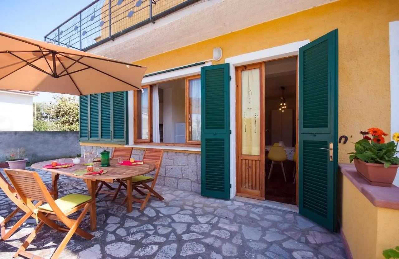 Appartamenti Gli Olmi Marina di Campo Aparthotel